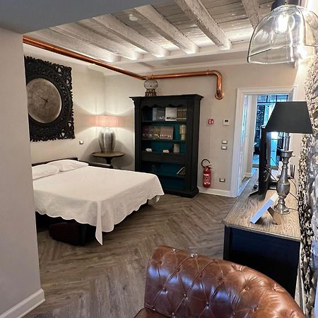 La Vite 2.0 Apartments Дезенцано-дель-Гарда Экстерьер фото