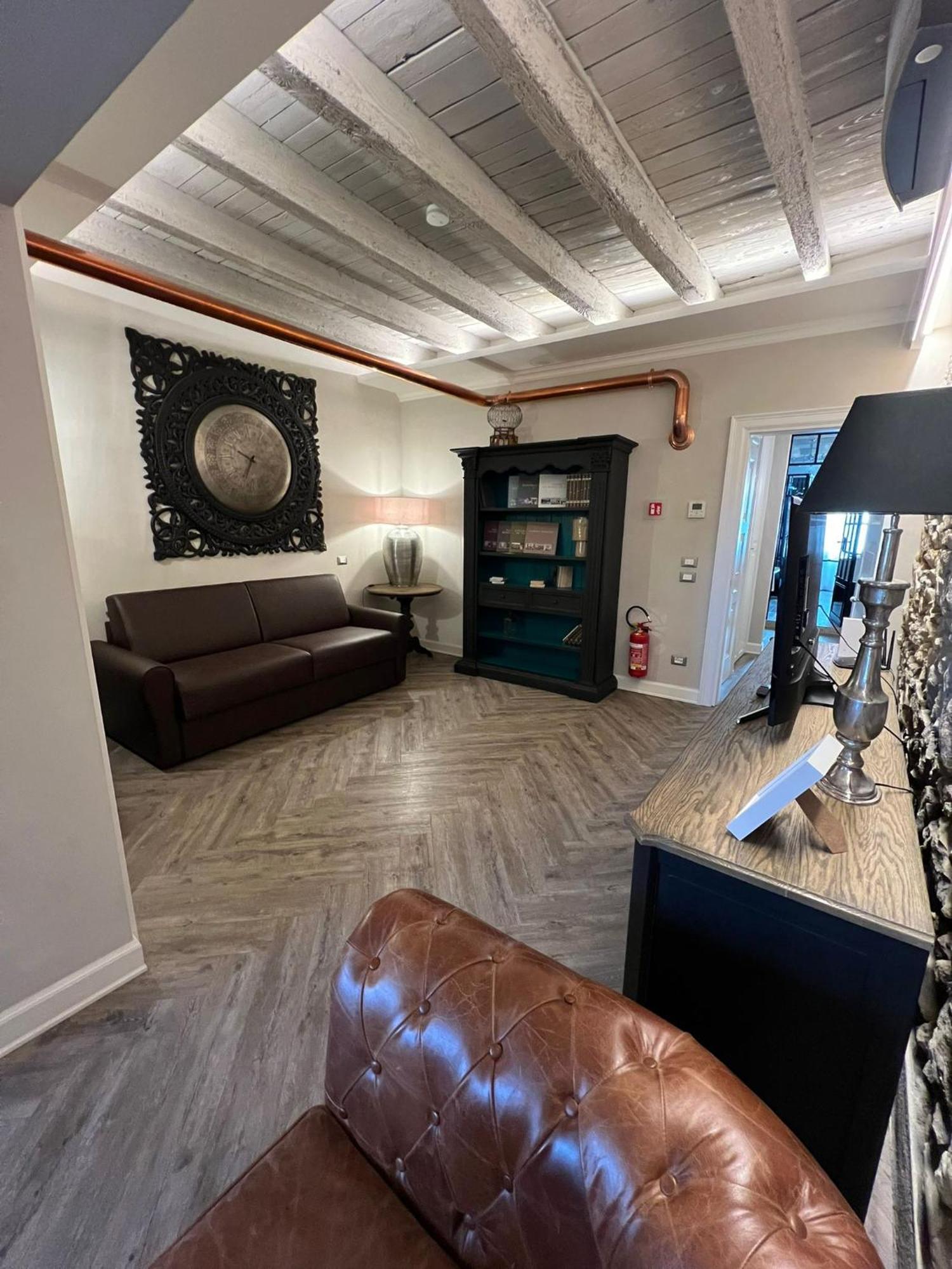La Vite 2.0 Apartments Дезенцано-дель-Гарда Экстерьер фото