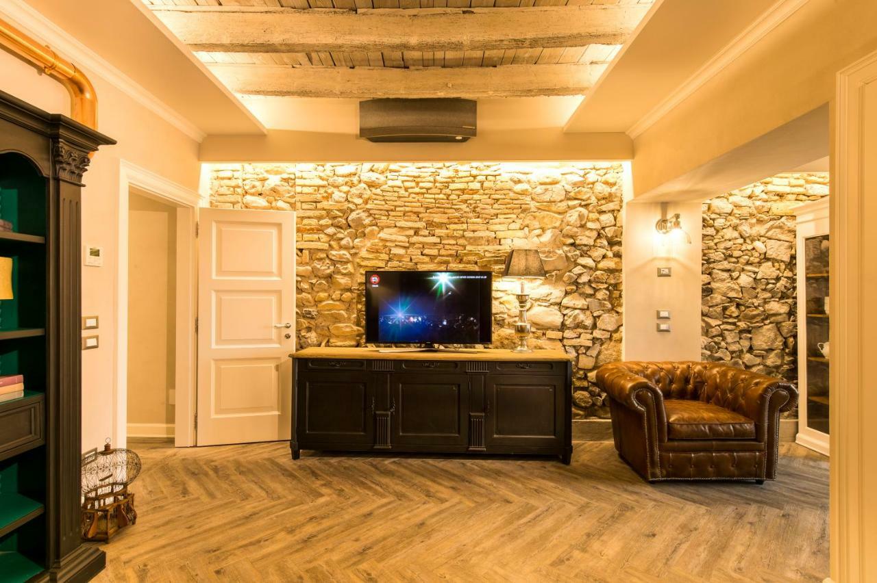 La Vite 2.0 Apartments Дезенцано-дель-Гарда Экстерьер фото