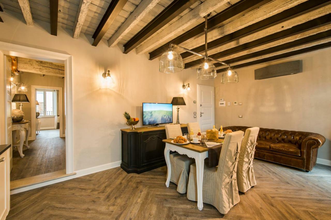 La Vite 2.0 Apartments Дезенцано-дель-Гарда Экстерьер фото